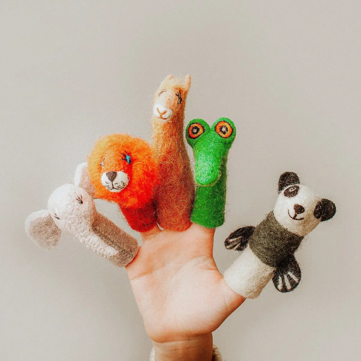 Lionel Llama Finger Puppet