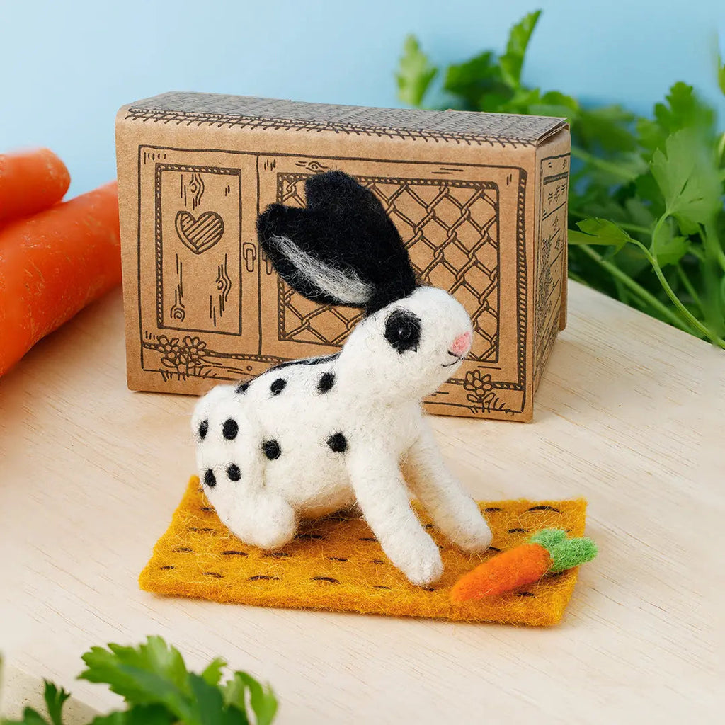 Clover Rabbit Carrot Nibbles