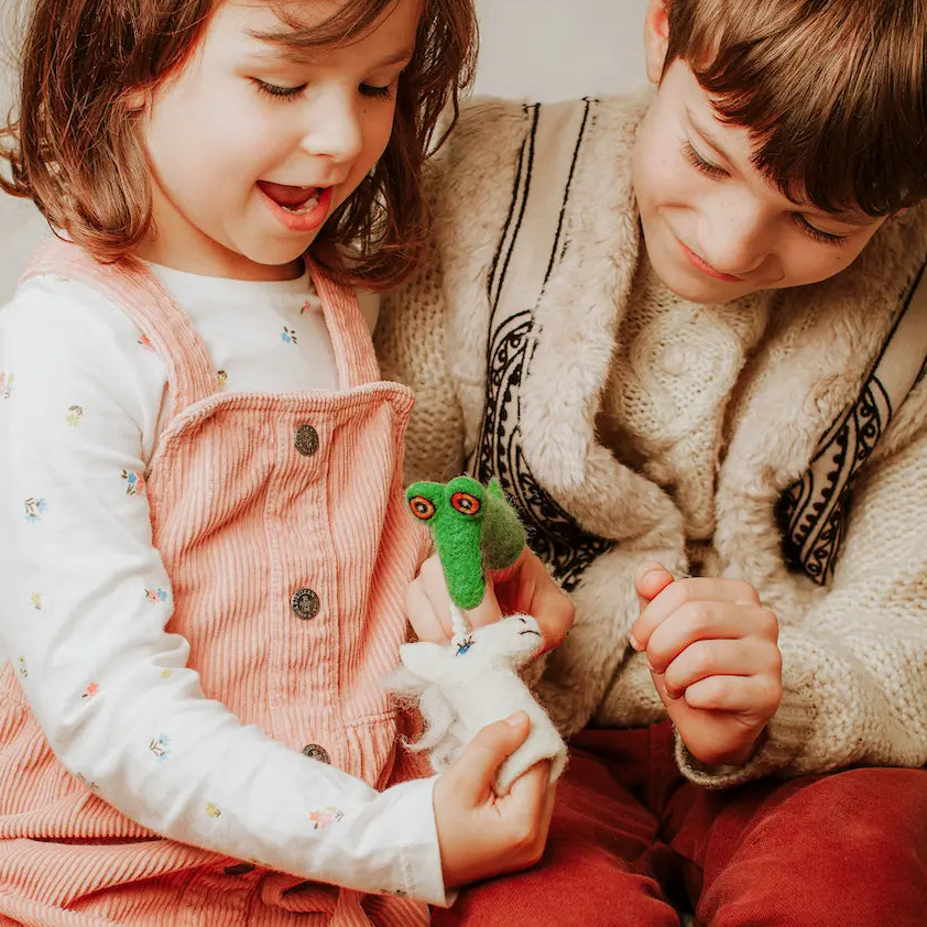 Una Unicorn Finger Puppet