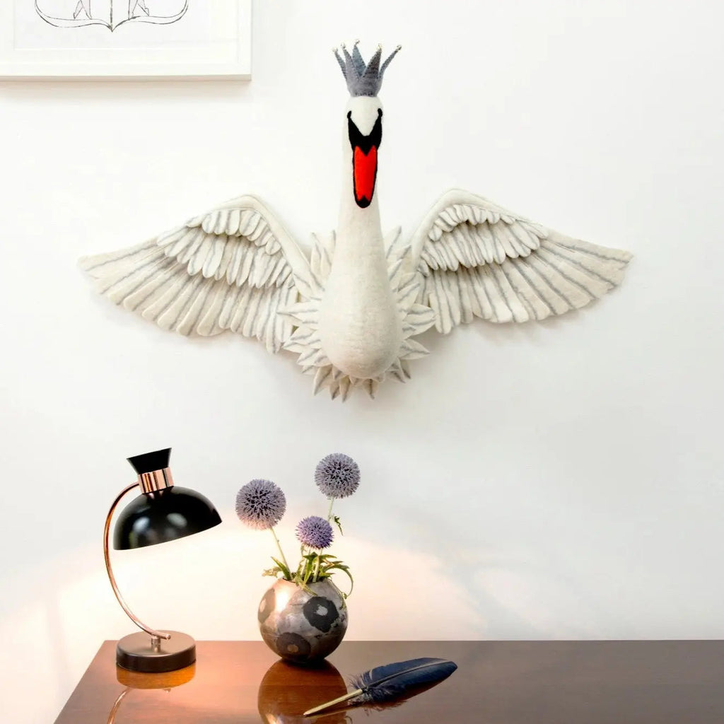 Swan Head Wing Decor